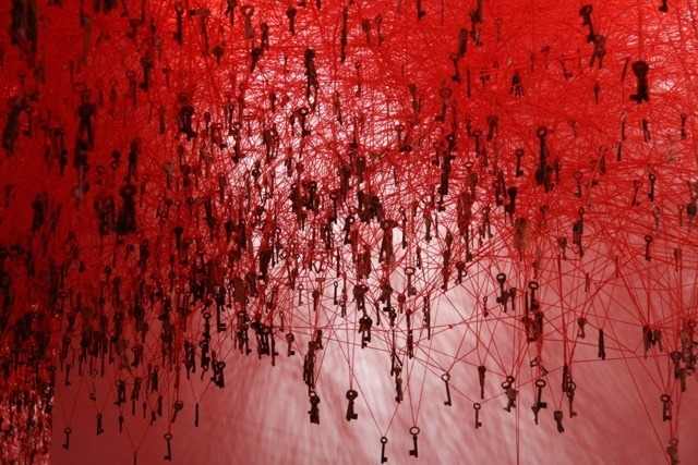 biennale-2015-chiharu-shiota-bild1